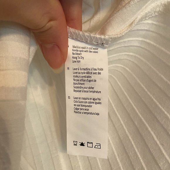 4/25 $   Zip Up Bodysuit - Picture 4 of 5